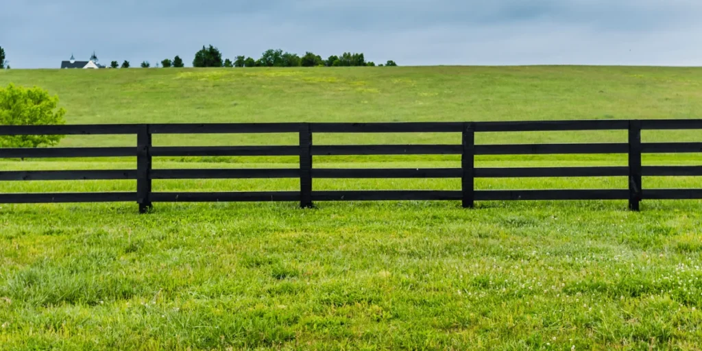 Spring Hill Fence Contractors in Hudson, FL